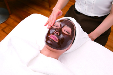 チョコレートフェイシャル