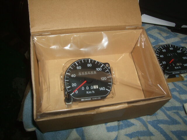 スズキ　カプチーノMT車 メーター類 Km/h x1000rpm L表示 スズキ カプチーノMT車 メーター類 Km/h x1000rpm L表示 - メルカリ