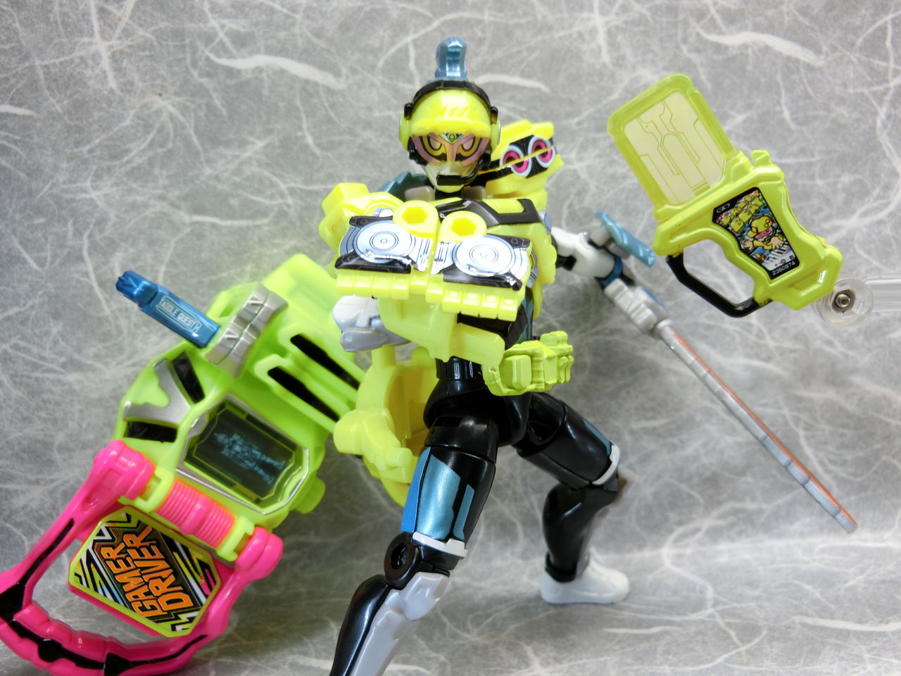 バンダイ なりきり仮面ライダーエグゼイド03 レビュー : コスモスペース