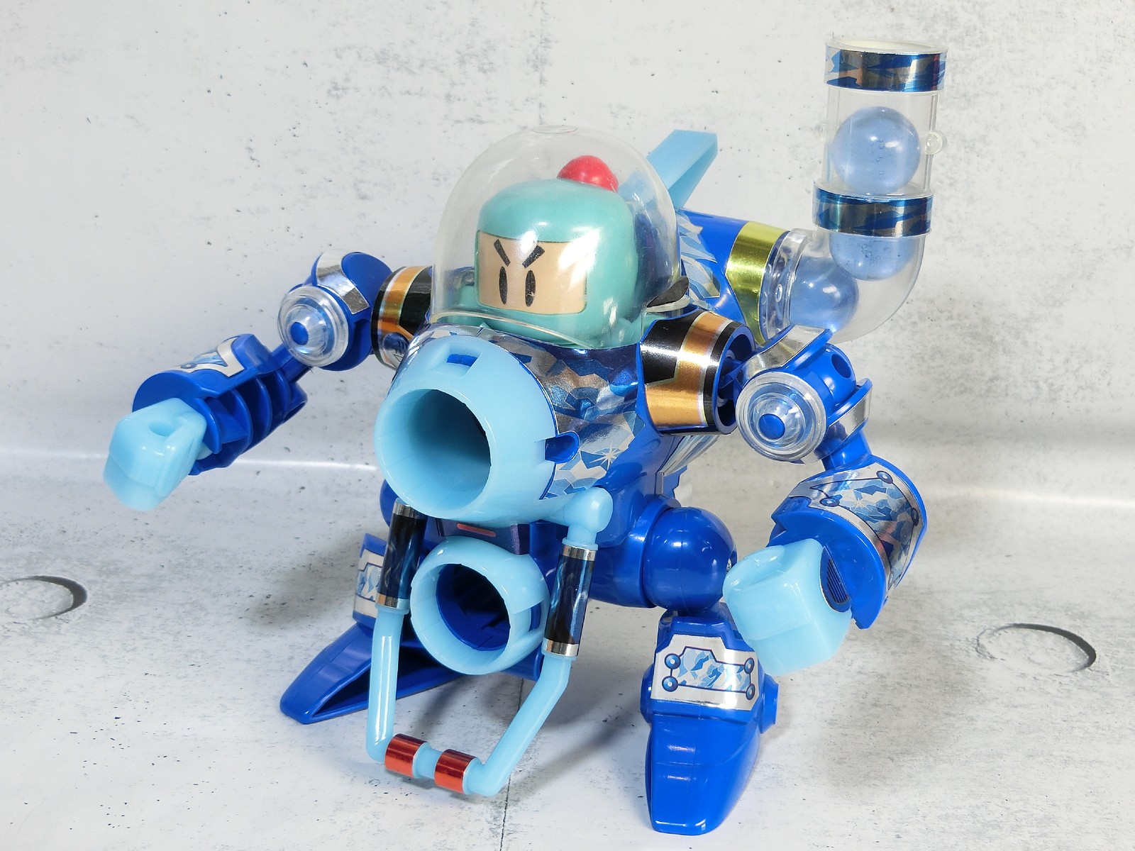 ブリザードボンバーアーマー ボンバーマン ビーダマン - メルカリ
