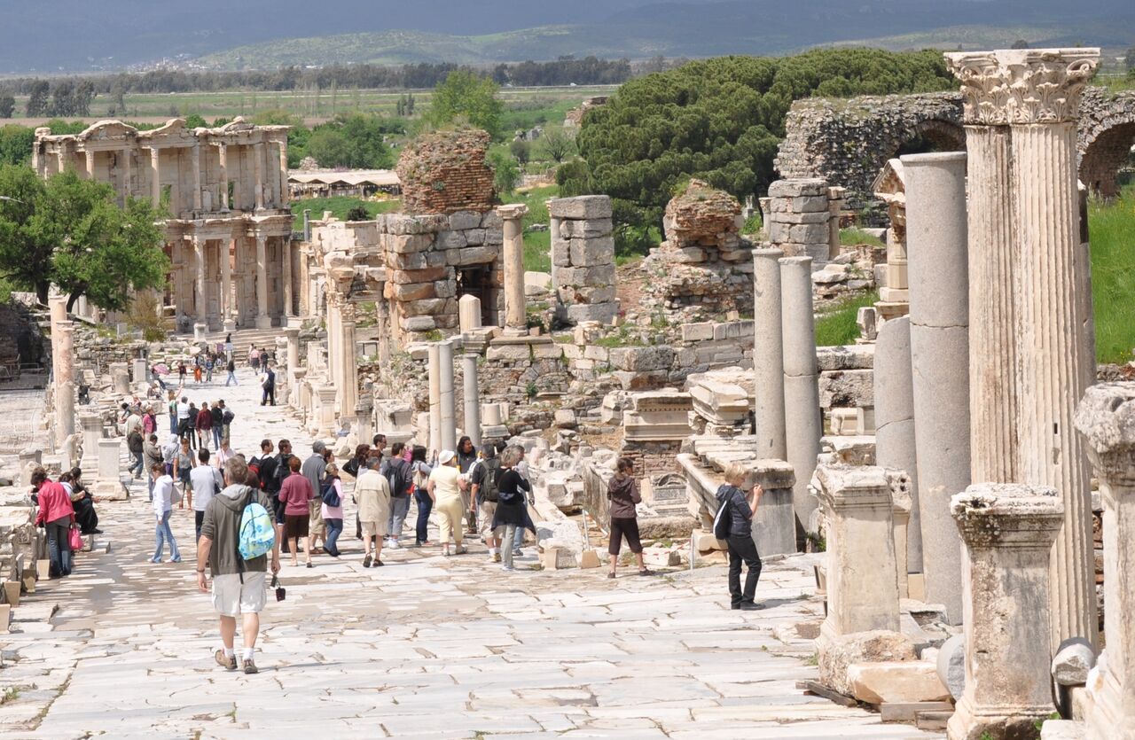 トルコ紀行 古代都市エフェソス 病気になり難い体質づくりのヨーガ塾 主宰 渡邊雅春 トルコ紀行 古代都市エフェソス 病気になり難い体質づくりのヨーガ塾 主宰 渡邊雅春