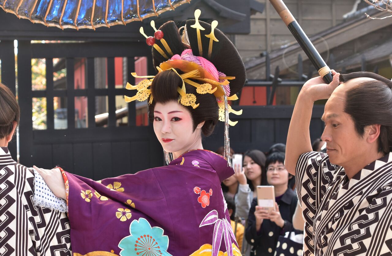 太秦映画村の花魁道中 懐かしの写真館 渡邊雅春