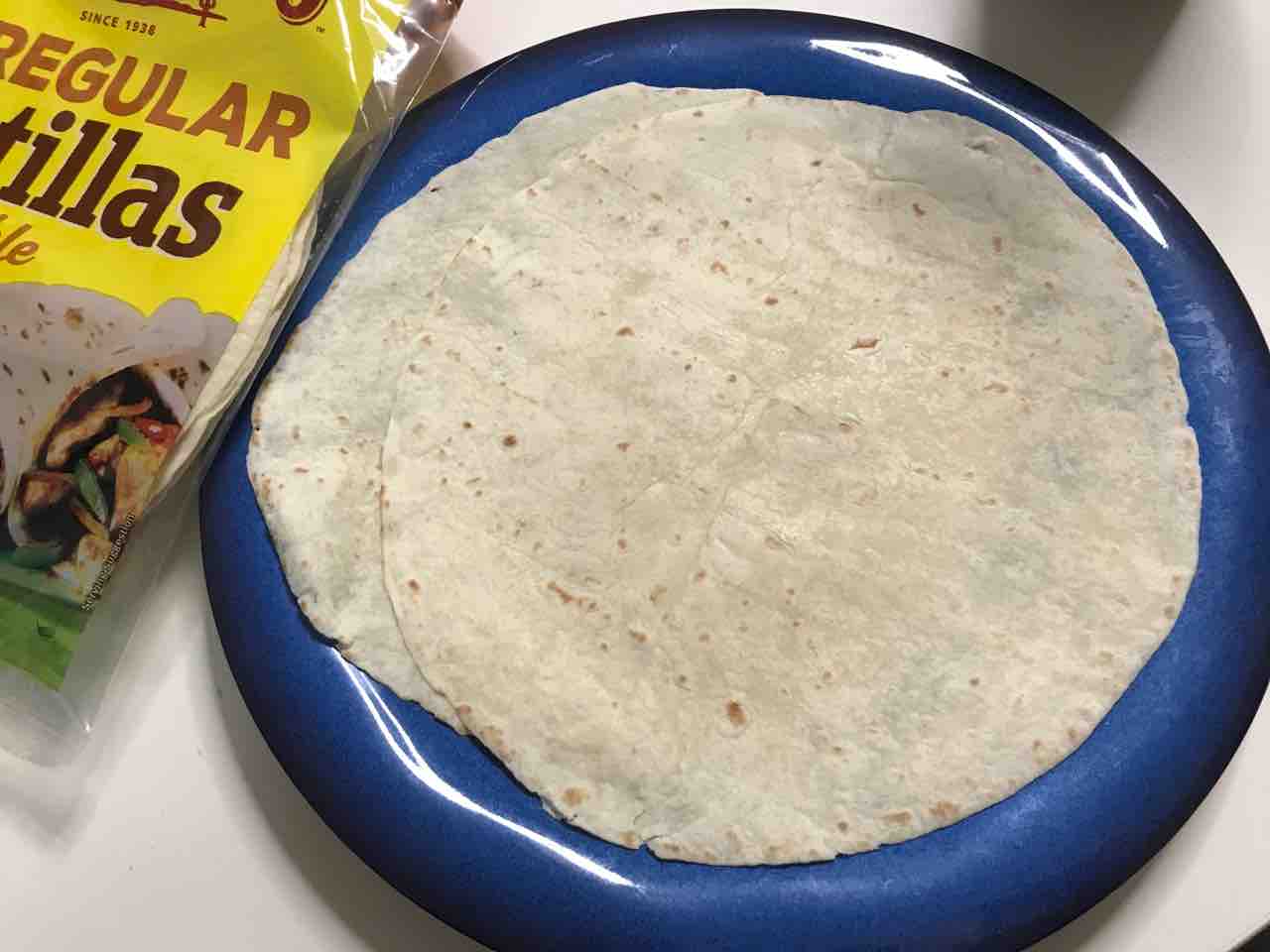 コストコのフラワートルティーヤ バジルソースで超簡単 美味しい ヘルシーなサラダラップ Costco生活 コストコおすすめ商品 活用術 Powered By ライブドアブログ コストコのフラワートルティーヤ バジルソースで超簡単 美味しい ヘルシーなサラダラップ Costco生活 コストコおすすめ商品 活用術 Powered By ライブドアブログ