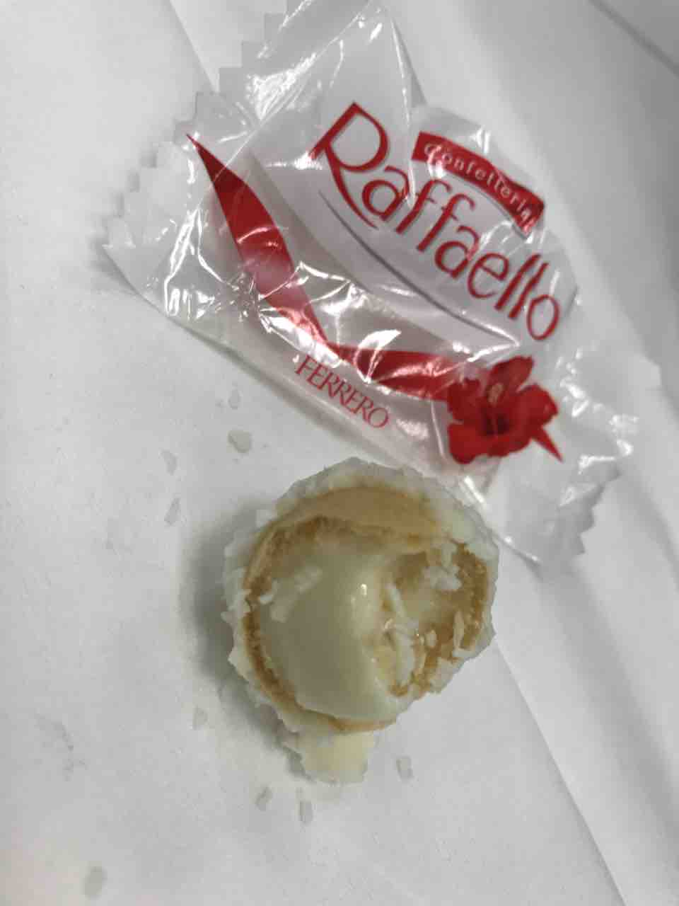 フェレロラファエロ 30個入り 998 Costco生活 コストコおすすめ商品 活用術 Powered By ライブドアブログ