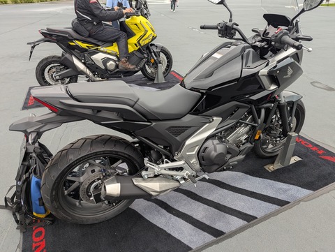 PXL_20251018_033449579