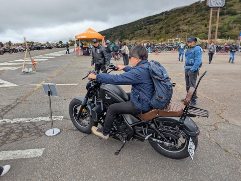 PXL_20251101_035224393