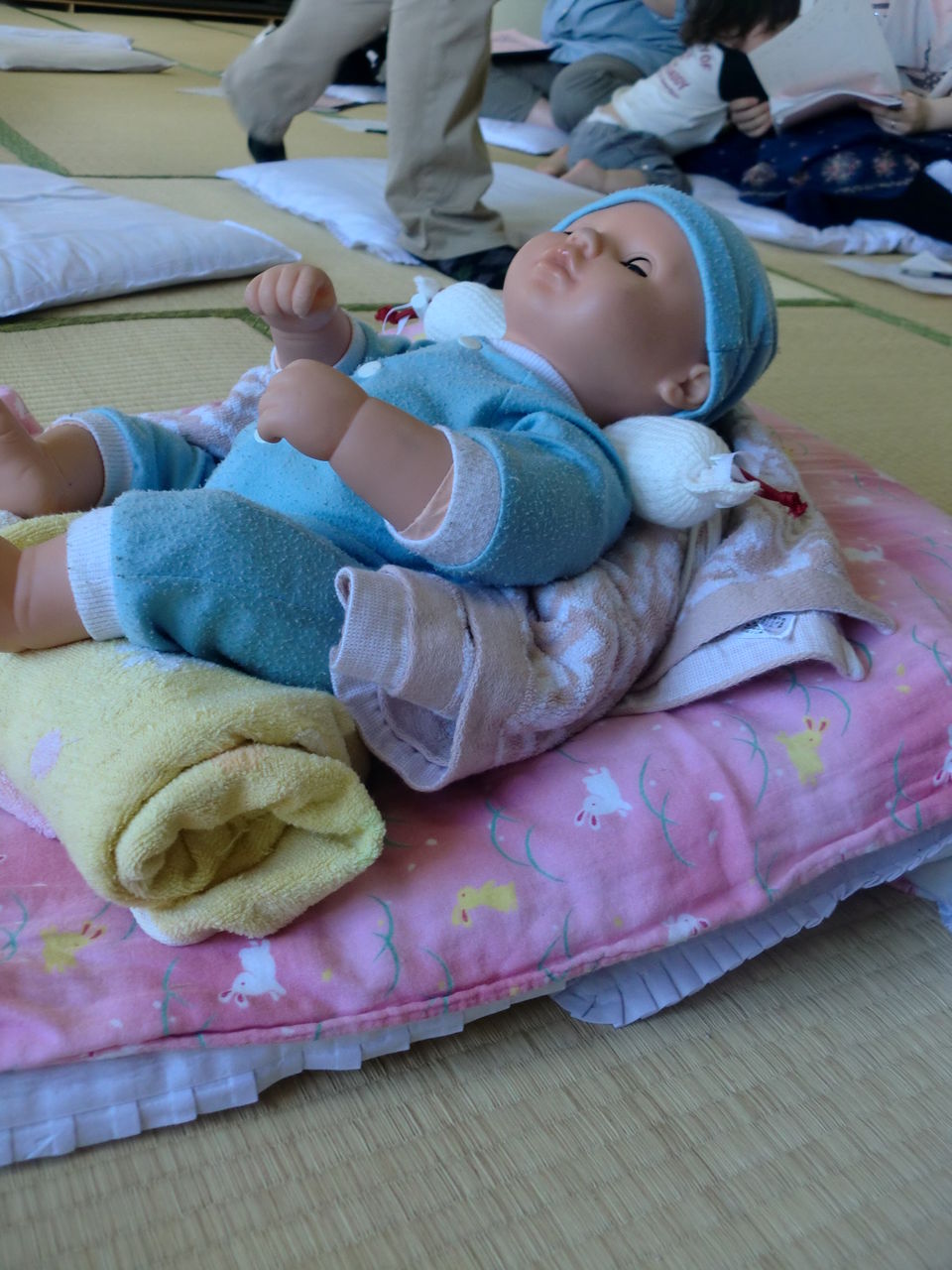 おひなまき まん丸抱っこが出来ない赤ちゃん のママへ 小樽市 妊娠 出産 産後 子育て応援 Cotobuki ｓ Room