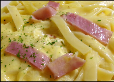 日清もちもち生パスタカルボナーラ (16)圧縮