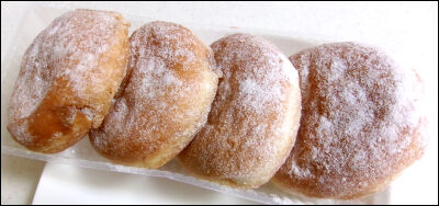 ヤマザキ４個入りチョコ生ドーナツ (6)圧縮