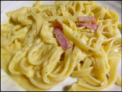 日清もちもち生パスタカルボナーラ (20)圧縮