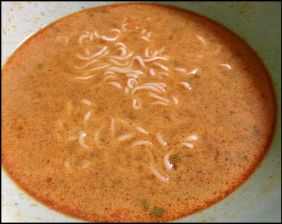 日清　トムヤムクン (16)圧縮