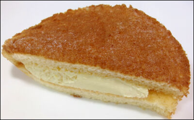 ヤマザキ　シフォンサンド　4個 (8)圧縮