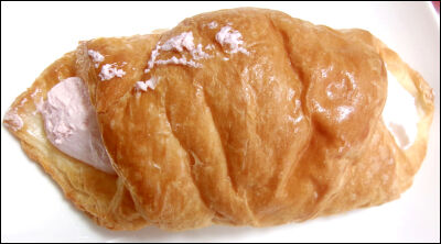ヤマザキ　ダブルホイップデニッシュ苺 (4)圧縮