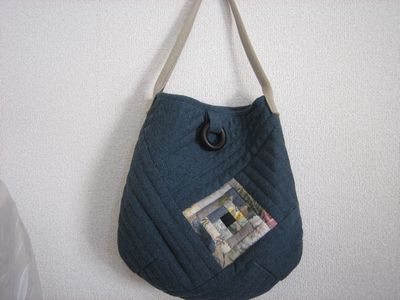 ログキャビンのバック（2）