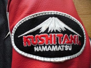 KUSHITANI クシタニ　ウインターアーカナジャケット　レザーワッペンロゴ ウィンターアーカナジャケット - バイク用品｜クシタニ
