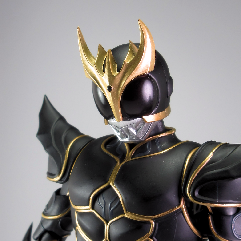 S.H.Figuarts 真骨彫製法 仮面ライダークウガ アルティメットフォーム