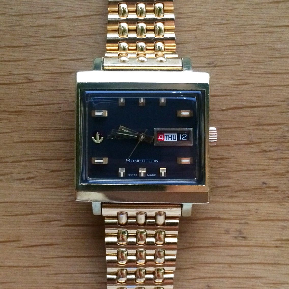 RADO Manhattan（Gold with Black Dial） ［The Manhattans feat