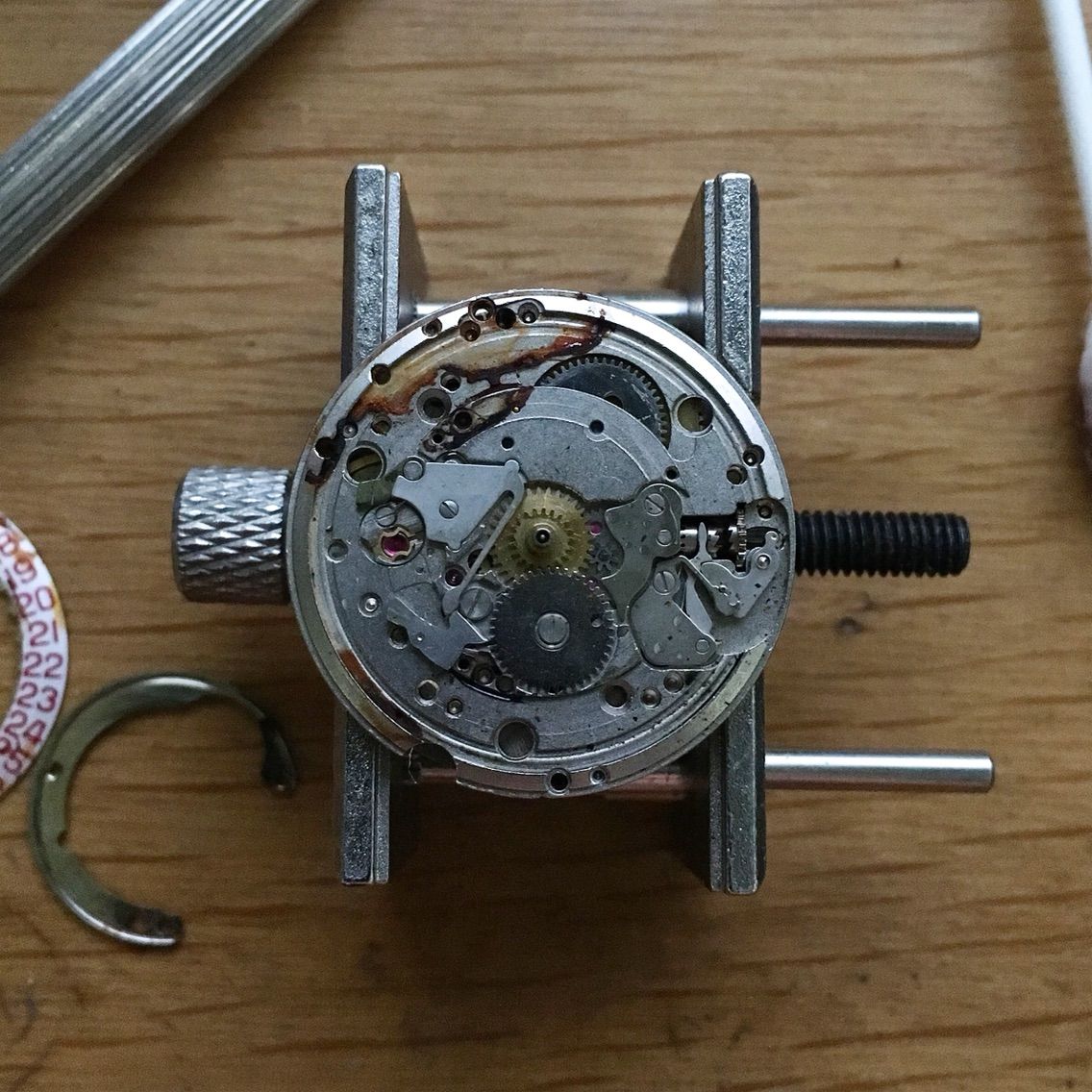 レア！！RADOのＳＲーＡ、手巻き稼働品です(๑•̀ㅂ•́)و✧ RADO ales ビンテージ 自動巻き ユニセックス 稼働品 日付