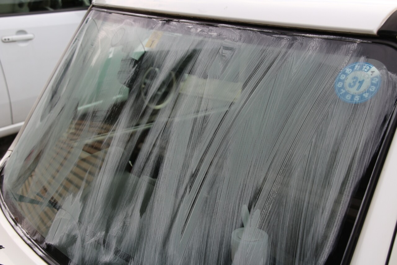 ラパン ガラスの油膜取りの巻 今日の牛村さん 介護と育児と改造日誌