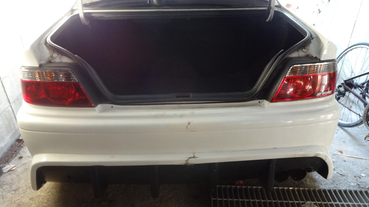 チェイサー リアウインカー交換の巻 今日の牛村さん 介護と育児と改造日誌