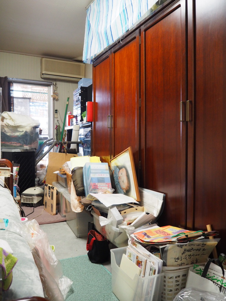 実家片付け中。屋根裏からB\