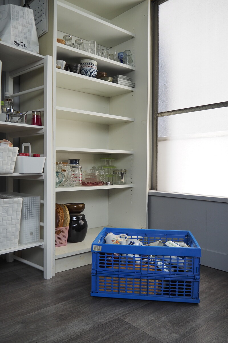 実家DIY|30年超えの収納棚の新たな使い道計画 : *LittleHome* Powered