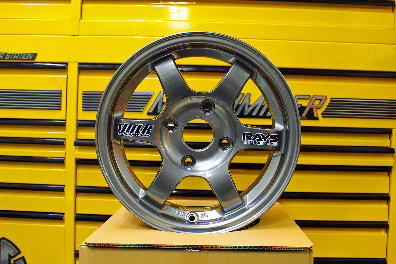 レイズ ボルクレーシング TE37 15インチ サイズ不明 ２本 カプチーノ RAYS ボルクレーシングTE37 CLRリミテッド 限定販売 : 浜松で