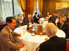 Åì²Ú¶µ°éʸ²½¸òήºâÃĽ˲ì²ñ