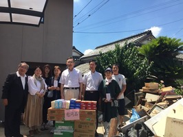 岡山に大阪総領事が慰問