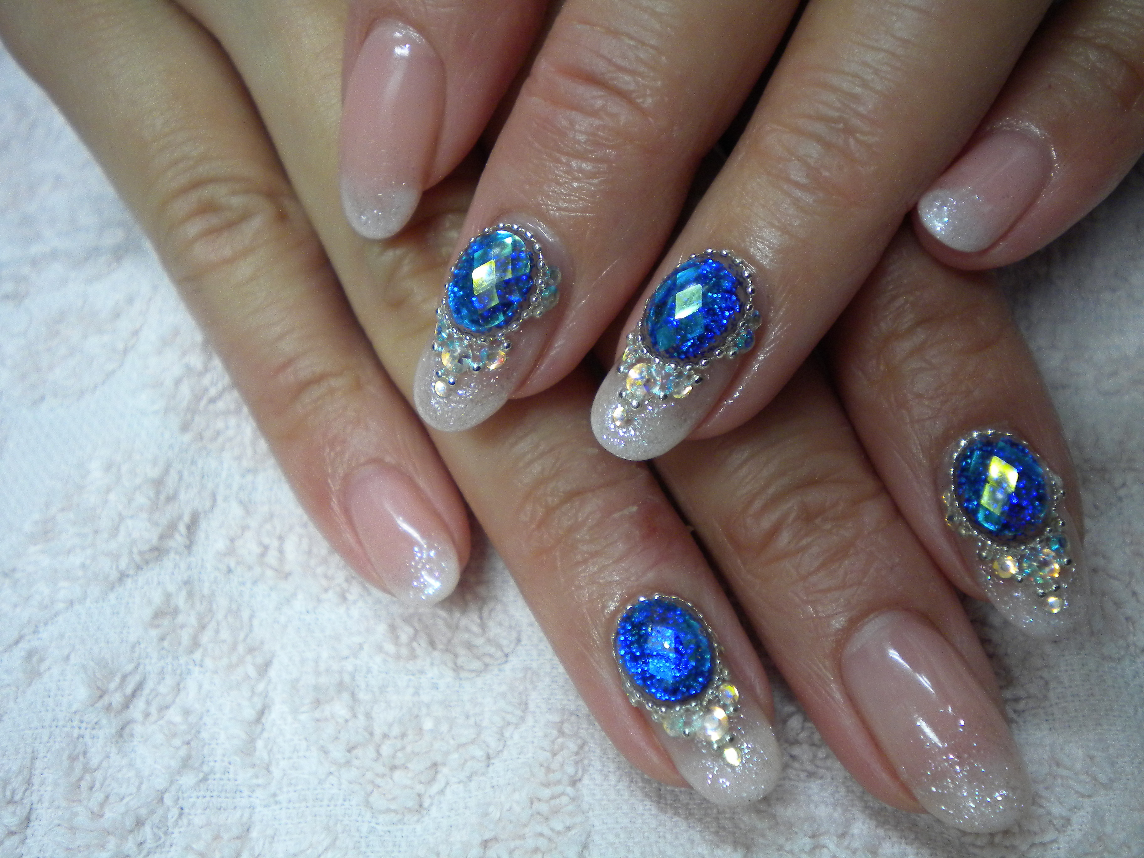 ﾌﾞﾙｰｽﾄｰﾝﾈｲﾙ ネイルアートギャラリー