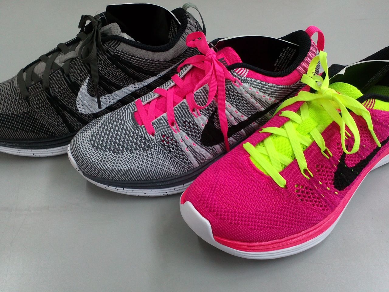 かわいい Nikeウィメンズマラソンモデル フライニット ルナ1 札幌スポーツ館 スポカンブログ かわいい Nikeウィメンズマラソンモデル フライニット ルナ1 札幌スポーツ館 スポカンブログ