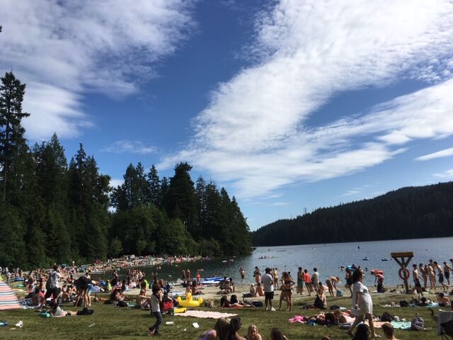 ホワイトパインビーチ ササマットレイク のびのびカナダ留学と旅
