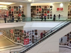 Uniqlo