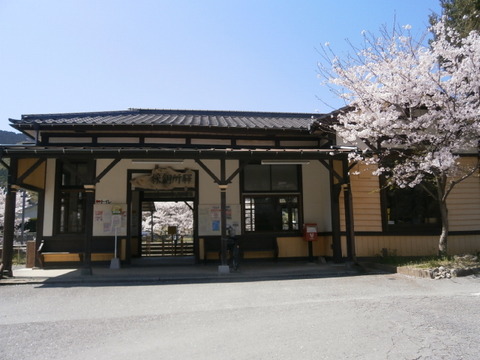 202204田川郡牛斬山採銅所駅 (30)