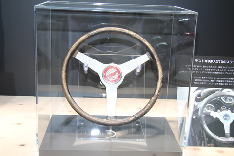 E8AMlYWUE8y6CrBSi[1]