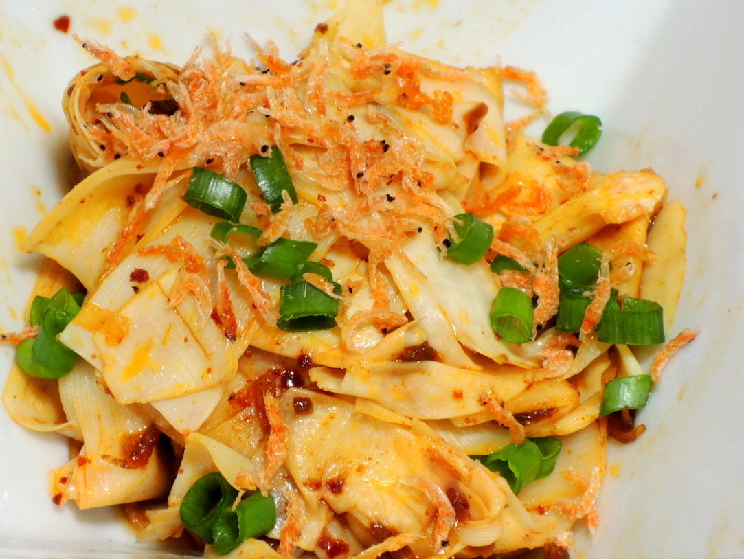 自家製の食べるラー油を使った筍料理 と つくレポで 今夜も 家飲み居酒屋