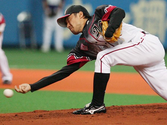 元 千葉ロッテ 渡辺俊介さん アップシューズ