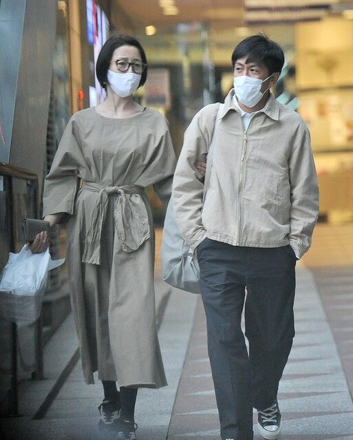 画像 宮沢りえ 森田剛夫妻 オシャレな服を着てラブラブ買い物デート レッツ芸能ニュースまとめブログ
