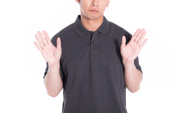 毎月の手取りが30万あって貯金全くできないんやが