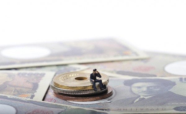 経済に自身ニキ教えてくれ、金の価値が下がるってどう言う事なんや？