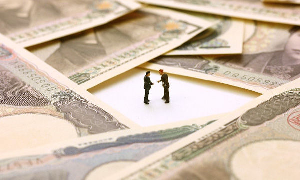 年収いくら以上なら普通以上なの?