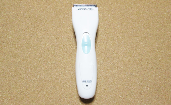 社会「髪型は清潔感があるように短くしてね」 俺「しゃーねぇ」バリカンブィーン