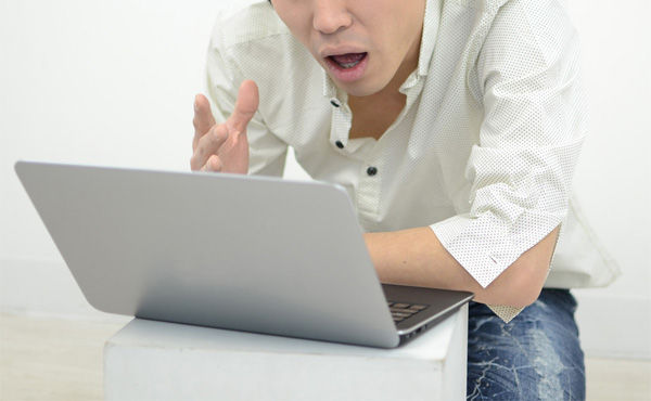 カードローンで100万借りて全部株に突っ込んだ結果wwwwww