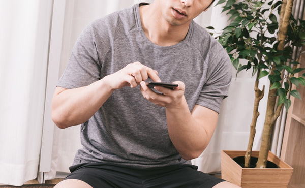 稼いだ金をソシャゲーに注ぎ込む奴って本当可哀想だよな