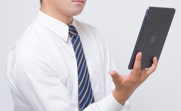 漫画を電子書籍で買ってるやつおる?