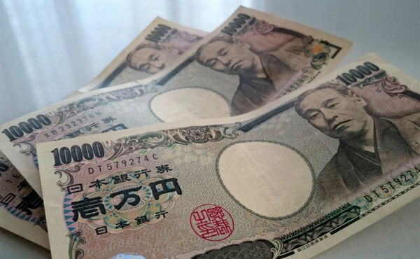 結婚するとお小遣い制になるだろ(´・ω・｀)