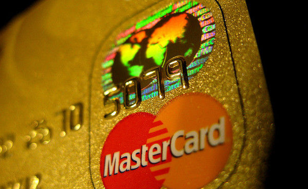 クレジットカードの限度額引き上げようとした結果www