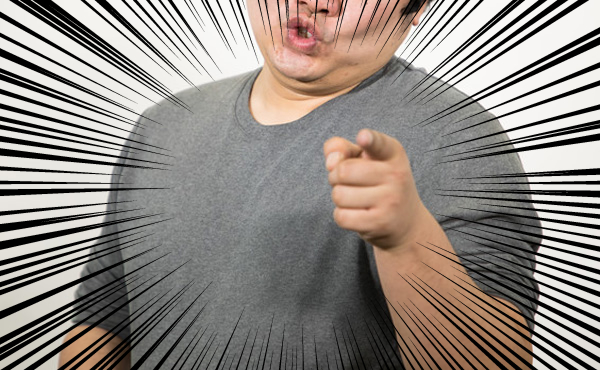客「本社に言うぞ!」ワイ「(どうせ嘘やろ…)どうぞご勝手にw」