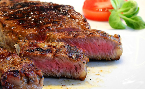 格付けチェック「こいつ100g1000円の肉のほうが美味いいうとるでww」←これ