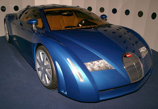 640px-Bugatti_Chiron_(8162)